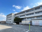 草加市立両新田小学校