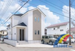 駐車3台可能で、角地で明るく開放的な敷地。
全室南向きで陽光溢れる間取り。
完成イメージ