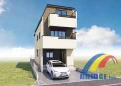 駐車1台可能で、生活施設徒歩圏内、陽光溢れる広々間取りの3SLDK。
収納スペース豊富で、季節もの入れ替え楽々なウォークインクローゼット2箇所完備で利便性に長けた住環境が整っております。
外観パース