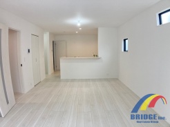 1号棟 明るく心地よい風が通り抜けるリビング