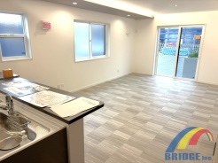 明るく心地よい風が通り抜けるリビング