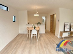 笑顔が増える家族憩い空間
以下同社同等仕様施工例