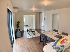 1号棟 明るく心地よい風が通り抜けるリビング
　