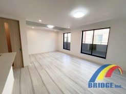 明るく心地よい風が通り抜けるリビング