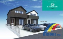 駐車3台可能で、ゆったり駐車 前面道路も広々しています。
ファミリークローク、玄関ホール収納、SIC付き。
コンビニ、ドラッグストアも徒歩圏内です。
是非、千葉市内で新築一戸建てをお探しの方はお気軽にお問い合わせ下さい。
お待ちしております。