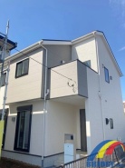 駅まで徒歩10分！小中学校まで徒歩5分！
折下天井で立体感のある空間。
W.I.C付きで収納スペースも充実です。
是非、木更津市内で新築一戸建てをお探しの方はお気軽にお問い合わせ下さい。
お待ちしております。