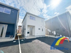 駐車1台可能で、小・中学校・スーパー・コンビニ徒歩圏内です。
家族団らんのひと時をお楽しみいただける設計で快適な住環境が整っております。
是非、袖ケ浦市内で新築一戸建てをお探しの方はお気軽にお問い合わせください。
お待ちしております。
2026年3月23日現地撮影