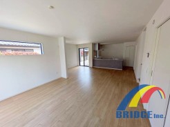 明るい雰囲気で落ち着く空間