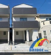 駐車4台可能で、ゆったりスペース。
WIC、2階ホール収納付き。
またストレージルームは書斎または趣味部屋に最適です。
是非、成田市内で新築一戸建てをお探しの方はお気軽にお問い合わせください。
お待ちしております。