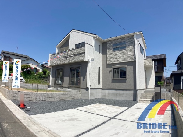 即日見学可能　こてはし台・・広々約72坪の角地でP並列3台・・