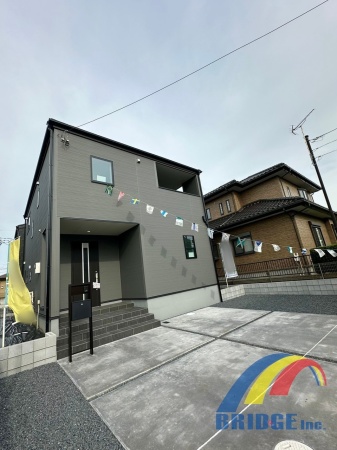 深夜対応可能　山王町・・角地の暖かな邸宅・・
