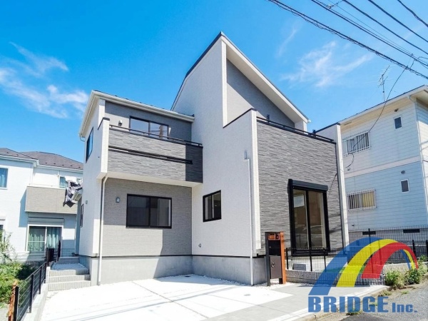 即日見学可能　船橋市松が丘・・広々スタイリッシュな邸宅・・