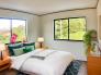 明るい雰囲気で落ち着く空間