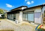 南西角地の敷地広々78坪以上の平屋建
平成28年リフォーム歴有で駐車3台可能
コンビニ・スーパー・ホームセンターなど徒歩圏内で幅広い世帯に嬉しい住環境
オール電化・上下水道完備でライフラインも安心です
ぜひ一度、現地にて住み心地をご体感ください。
社員一同心よりお問い合わせお待ちしております。
