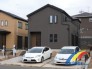 駐車2～3台可能で、一人一部屋確保できる広々5LDK。
快適な時間が過ごせるお住まいです。
キッチンがスッキリ片付くパントリー完備です。
是非、中古戸建てをお探しの方はお気軽にお問い合わせ下さい。
お待ちしております。
