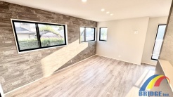 明るく心地よい風が通り抜けるリビング