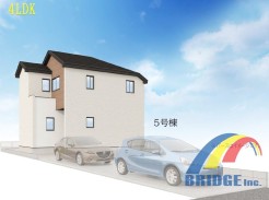 駐車2台可能で、生活施設徒歩圏内の明るい邸宅です。
収納スペースも豊富で、ファミリークロークを完備で快適な住環境が整っております。
是非、流山市内で新築一戸建てをお探しの方はお気軽にお問い合わせください。
社員一同心よりお待ちしております。
外観パース