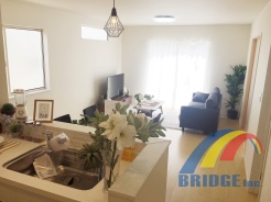 A号棟 笑顔が増える家族憩い空間
以下同社同等仕様施工例