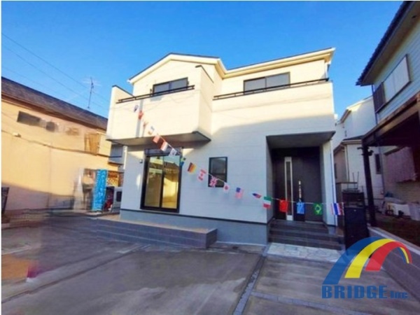 即日見学可能 南増尾4丁目・・角地・明るく開放的な邸宅・・