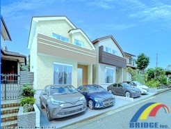 南東向きの明るく陽光温かな4LDKで並列2台駐車可能
家族団らんや安らぎの場のリビングは19帖以上で開放的です
是非、千葉市内で新築一戸建てをお探しの方はお気軽にお問い合わせください。
社員一同心よりお待ちしております。
※外観イメージパース