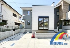 駐車2台可能で、広々リビング 広々バルコニー付き。
またたっぷり収納ができる2WIC完備。
教育施設も生活利便施設も徒歩圏内、住みやすい環境です。
是非、千葉市内で新築一戸建てをお探しの方はお気軽にお問い合わせください。
お待ちしております。