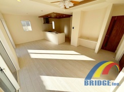 明るく心地よい風が通り抜けるリビング