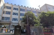 足立区立梅島第二小学校