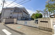 草加市立小山小学校