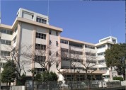 八潮市立八幡中学校