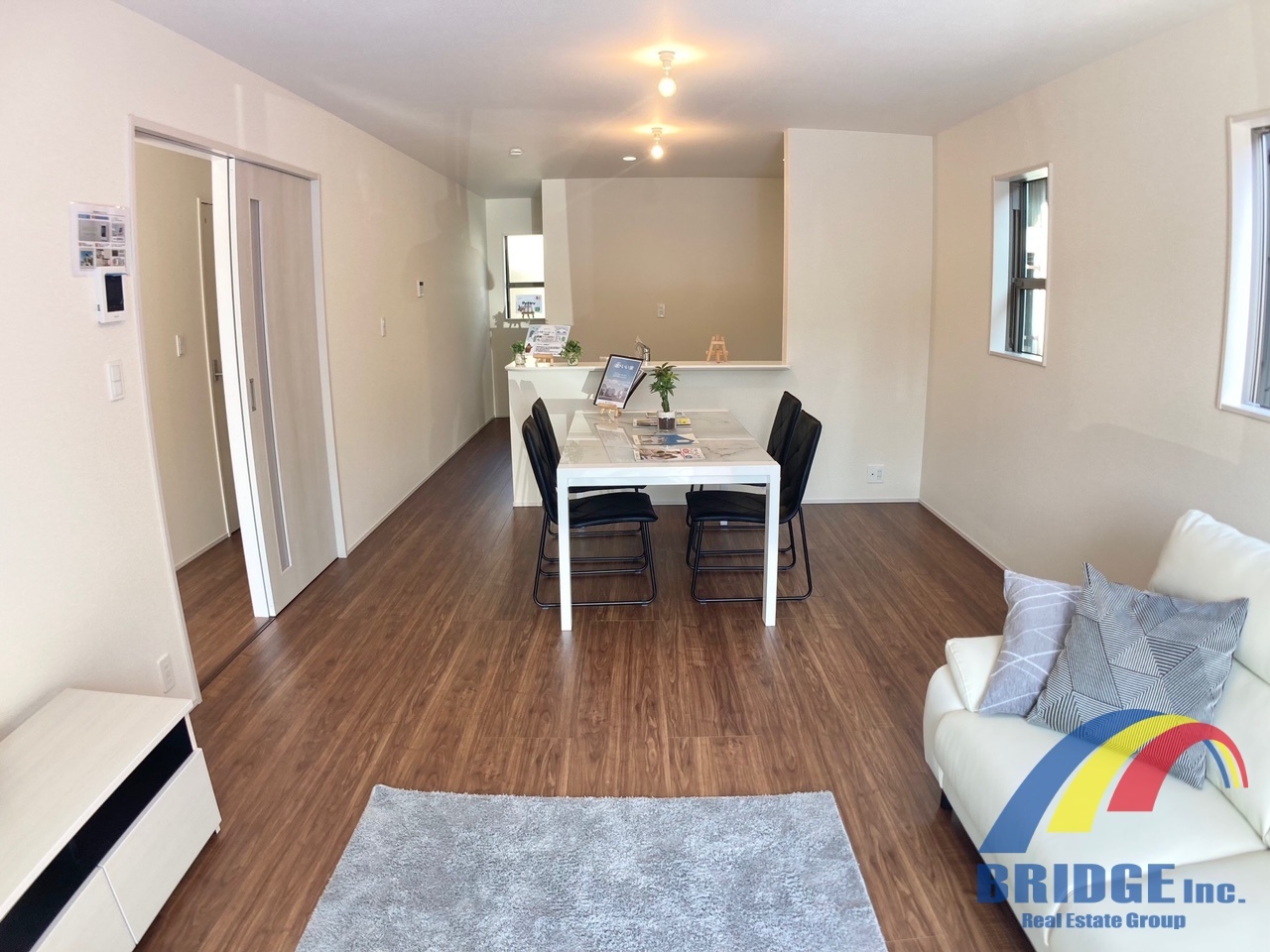 笑顔が増える家族憩い空間
以下同社同等仕様施工例